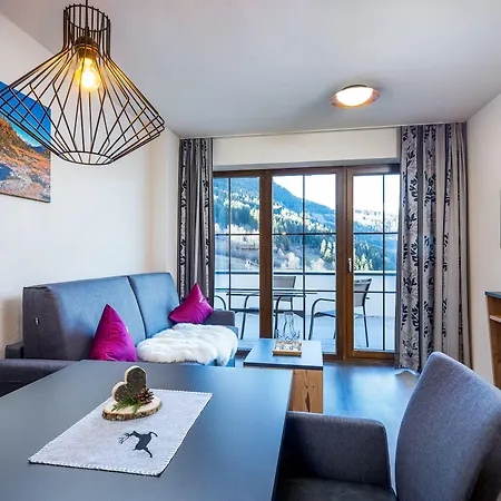 Alpin Am Burgsee Apartamento Ladis