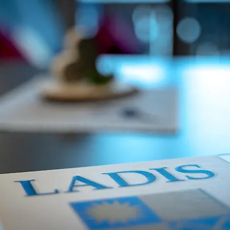 Alpin Am Burgsee Ladis